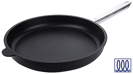 5575/320 Frying Pan, medium