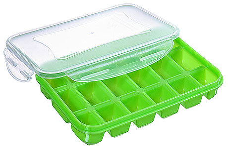 Ice cube container with lid